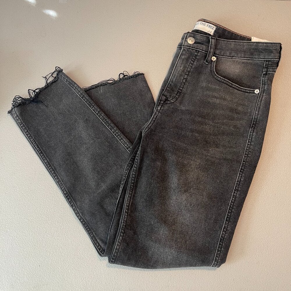 WE THE FREE CRVY High-Rise Vintage Straight Jeans size 28 Smokey Quartz
